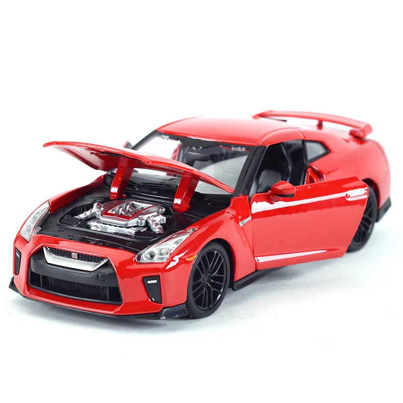 2017 Nissan GT-R  1:24